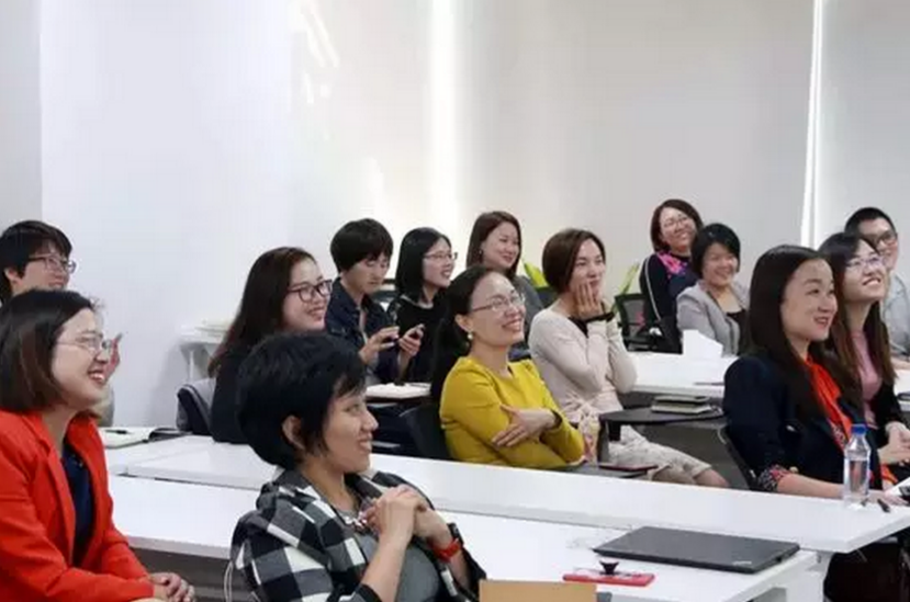 沃亞游學顧問在深圳一堂價值3萬美金的婚姻關系與親子教育課